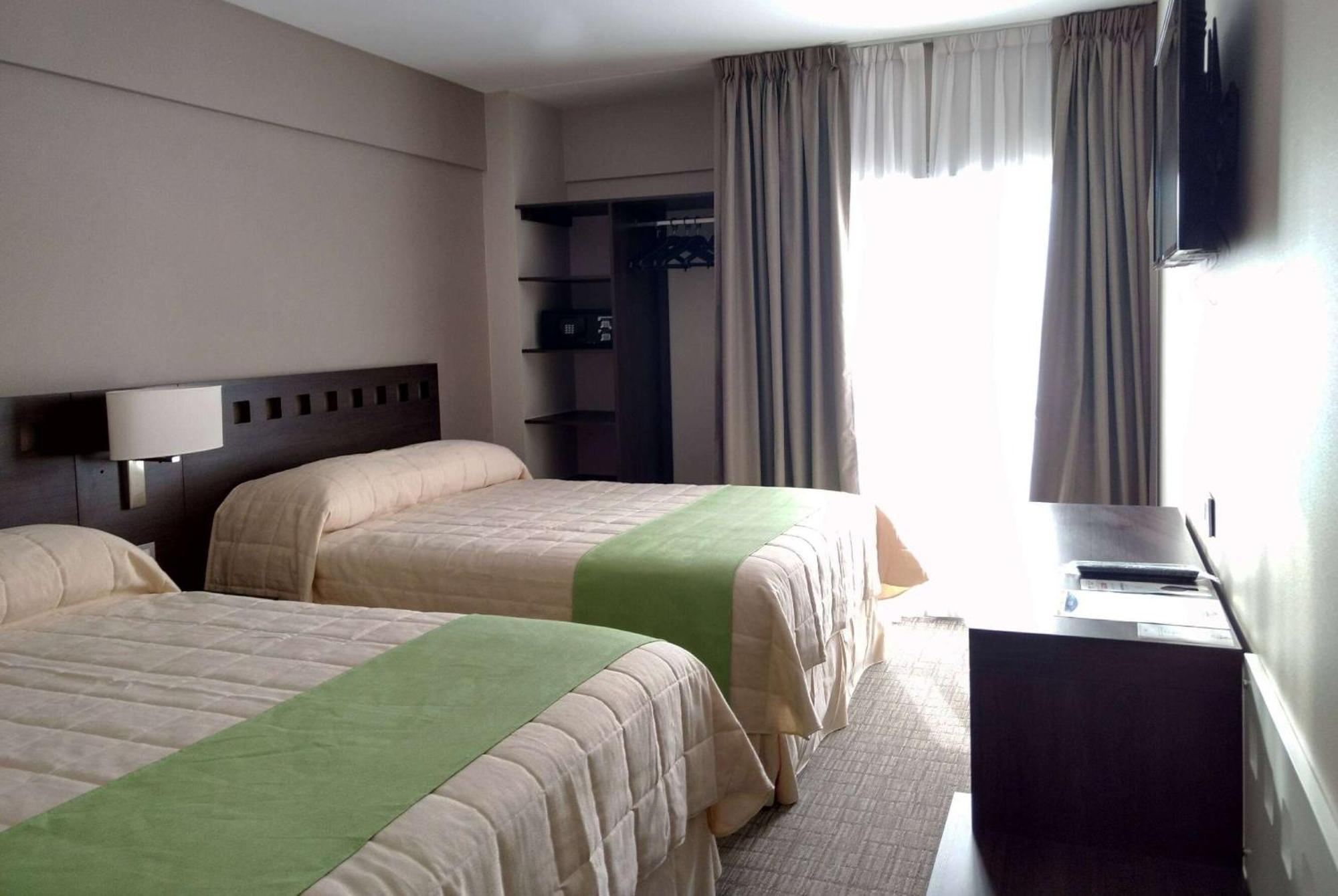Days Inn & Suites By Wyndham Λα Πλάτα Εξωτερικό φωτογραφία