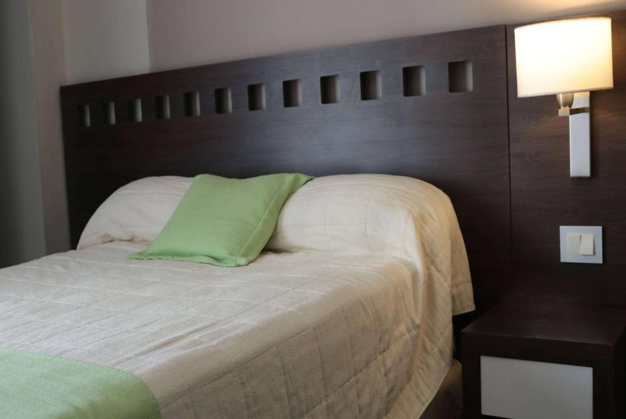 Days Inn & Suites By Wyndham Λα Πλάτα Εξωτερικό φωτογραφία